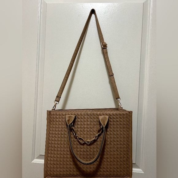 Purse - Picture 2 of 4